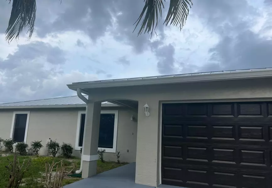 2309 SE Rock Springs DR, Port Saint Lucie, FL 34953