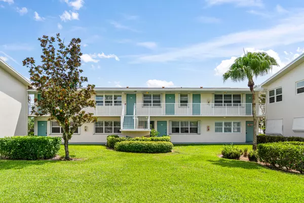 700 W Horizons 108, Boynton Beach, FL 33435