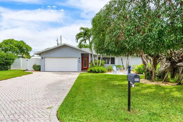 Delray Beach, FL 33444,609 Heron DR