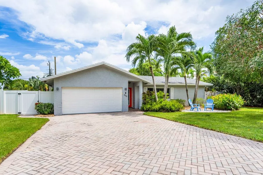 609 Heron DR, Delray Beach, FL 33444