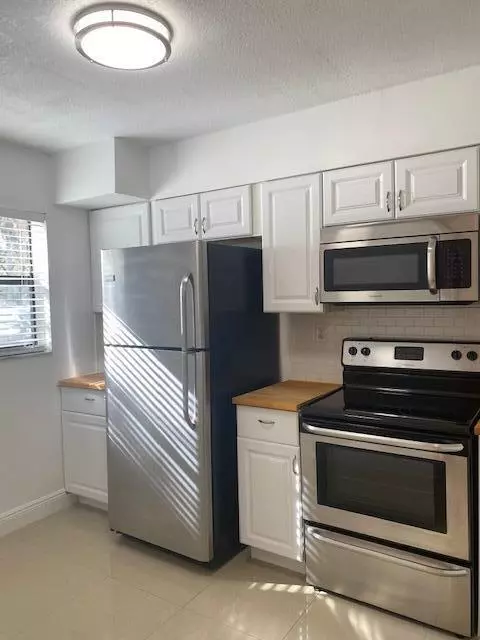 3139 Millwood TER 1240, Boca Raton, FL 33431