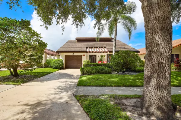 4940 Boxwood CIR, Boynton Beach, FL 33436