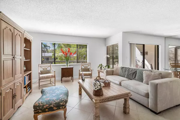 Coral Gables, FL 33134,1520 Salzedo ST F