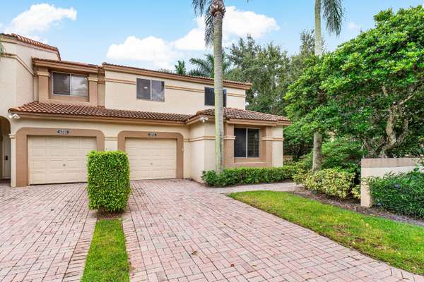 6751 Via Regina, Boca Raton, FL 33433