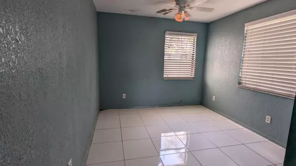 Lauderdale Lakes, FL 33309,3498 NW 32nd CT