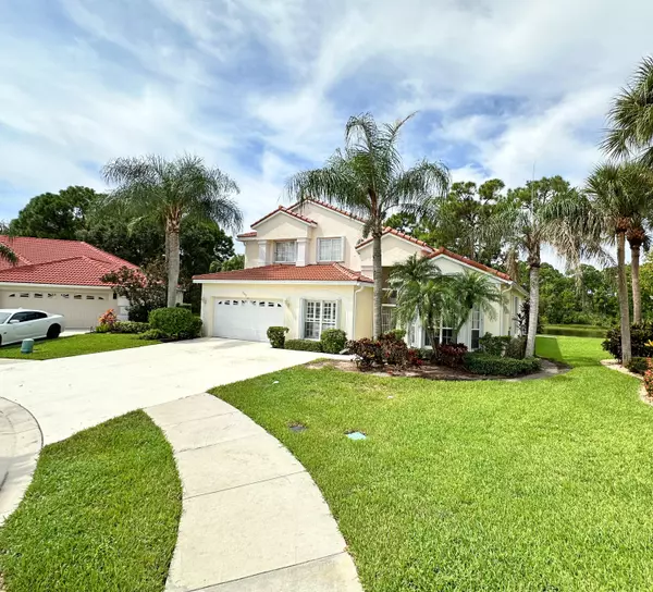 Port Saint Lucie, FL 34986,597 SW Romora Bay