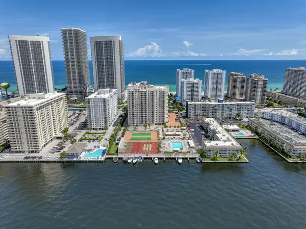 1865 S Ocean DR 3m,  Hallandale Beach,  FL 33009