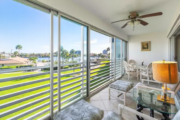 Delray Beach, FL 33483,921 W Spanish CIR 337