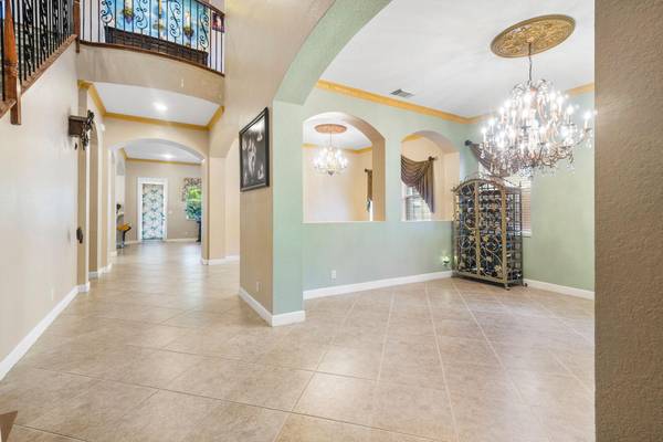 West Palm Beach, FL 33413,713 Cresta CIR