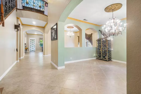 West Palm Beach, FL 33413,713 Cresta CIR