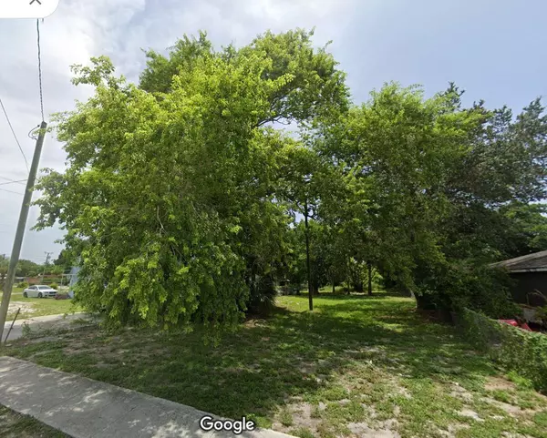 Fort Pierce, FL 34950,524 N 15th N ST