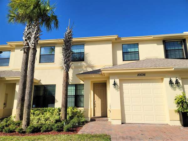 10036 W Villa CIR, Vero Beach, FL 32966