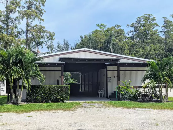 Loxahatchee Groves, FL 33470