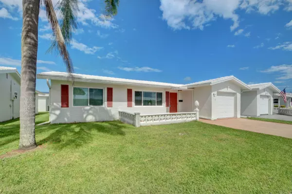 712 SW 16th ST, Boynton Beach, FL 33426