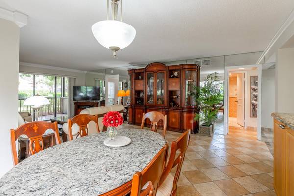 Palm Beach Gardens, FL 33418,563 Brackenwood PL