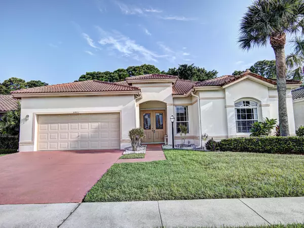 8461 Lake Cypress RD, Lake Worth, FL 33467