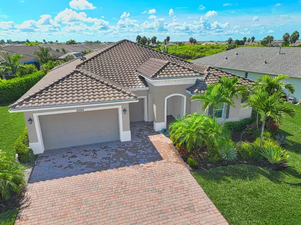 10094 SW Coral Tree CIR, Port Saint Lucie, FL 34987