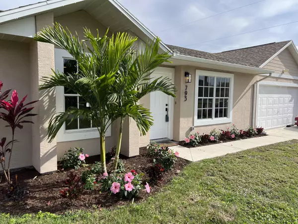 Port Saint Lucie, FL 34983,793 SW Hibiscus ST