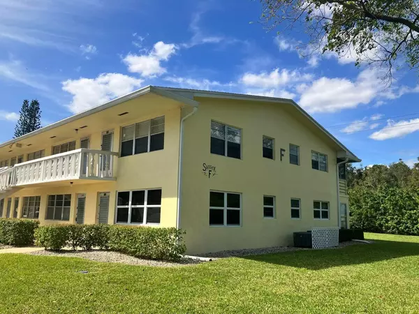 120 Sussex F, West Palm Beach, FL 33417