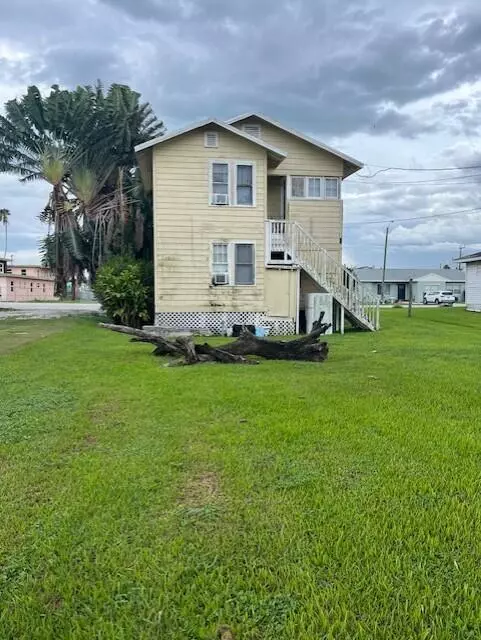 Belle Glade, FL 33430,15 NW Avenue D