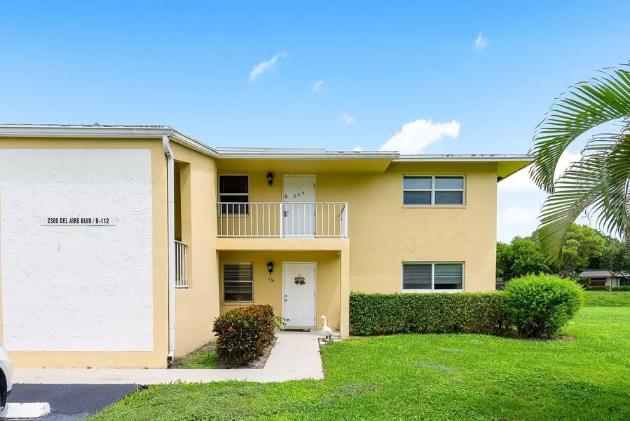 2300 Del Aire BLVD 204, Delray Beach, FL 33445