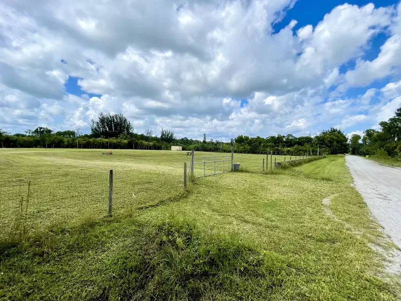 4095 Global TRL, Loxahatchee, FL 33470