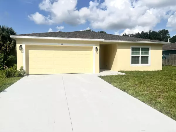 7765 103rd AVE, Vero Beach, FL 32967