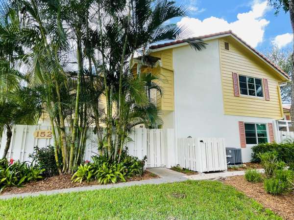 152 Seabreeze CIR, Jupiter, FL 33477