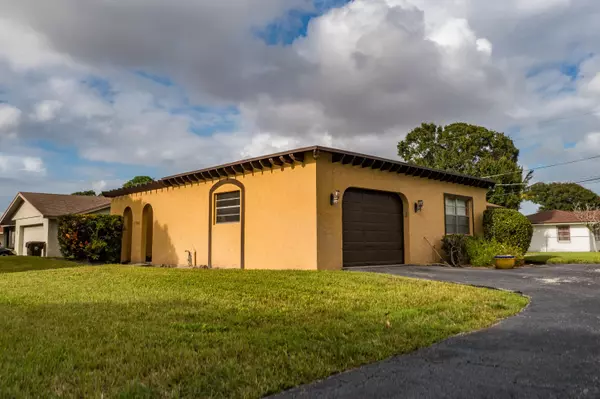 1721 37th ST,  West Palm Beach,  FL 33407