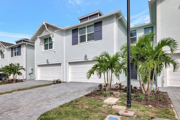 Stuart, FL 34997,5764 SE Edgewater CIR