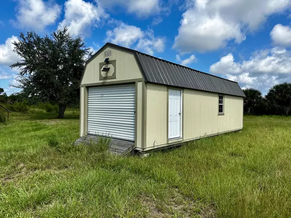 Okeechobee, FL 34972,17377 NW 290th ST