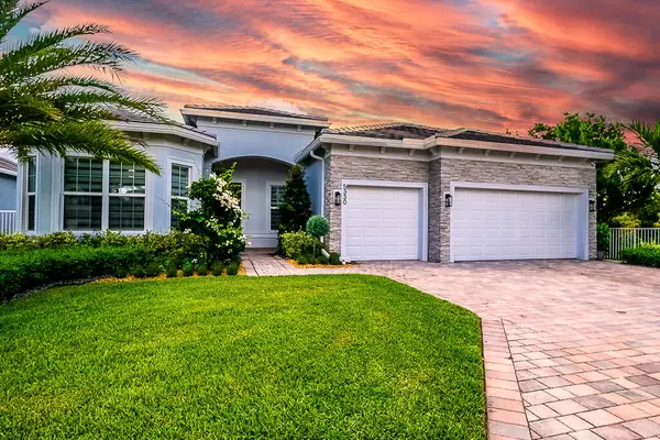 Lake Worth, FL 33467,5330 Yellow Water Lily CT