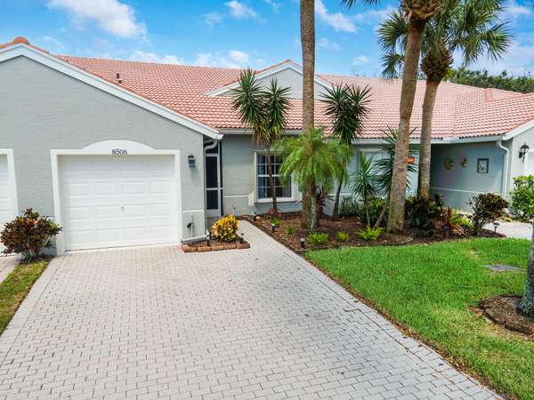 8506 Logia CIR, Boynton Beach, FL 33472