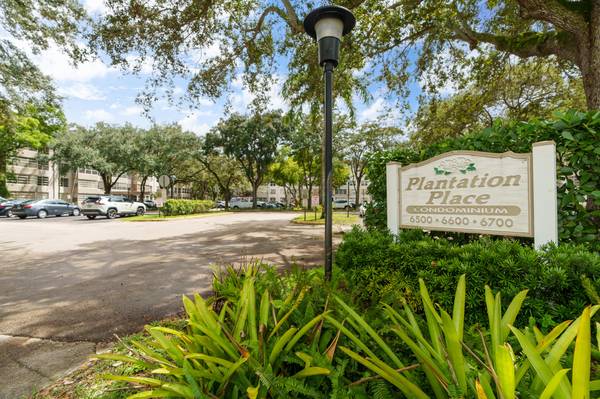 6600 Cypress RD 311, Plantation, FL 33317