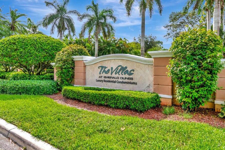 6458 Emerald Dunes DR 205, West Palm Beach, FL 33411