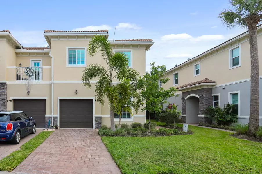 6224 SE Portofino CIR, Hobe Sound, FL 33455