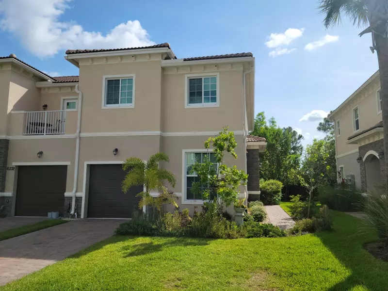 6224 SE Portofino CIR, Hobe Sound, FL 33455