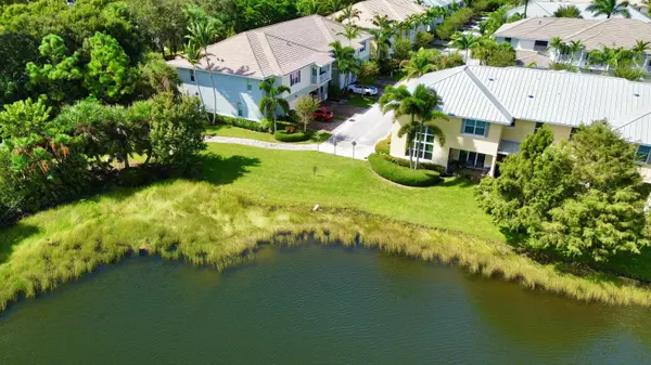 Palm Beach Gardens, FL 33418,5204 Cambridge CT
