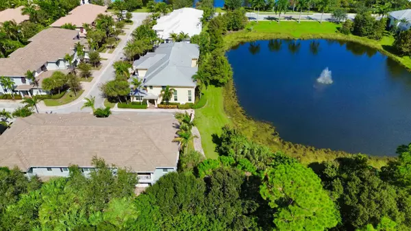 Palm Beach Gardens, FL 33418,5204 Cambridge CT