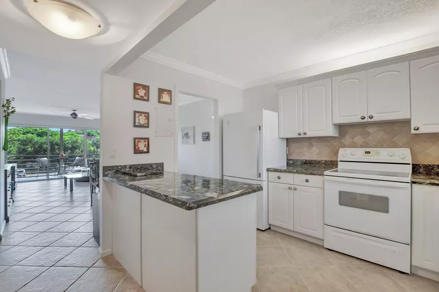 773 Jeffery ST 304, Boca Raton, FL 33487