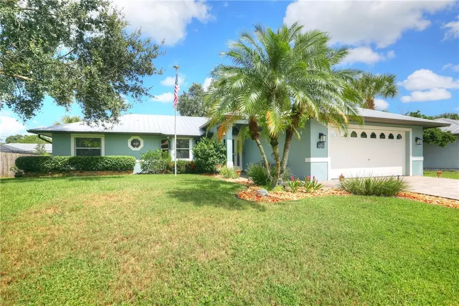 1542 Quiescent LN, Sebastian, FL 32958