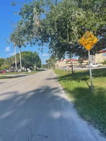 Sunrise, FL 33322,2950 W Sunrise Lakes DR 101