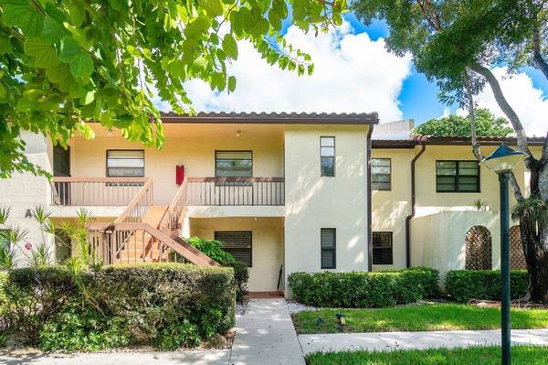 21743 Arriba Real 28-D, Boca Raton, FL 33433