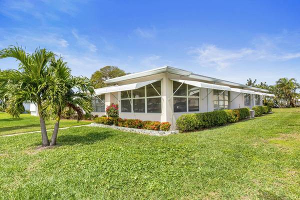 135 South BLVD D,  Boynton Beach,  FL 33435