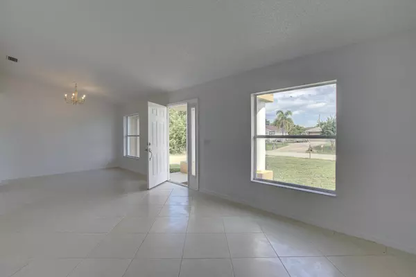 Vero Beach, FL 32967,7955 100th CT