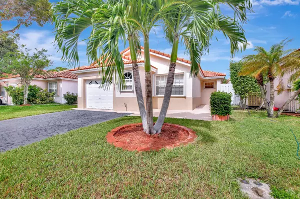 13421 NW 5th CT, Plantation, FL 33325