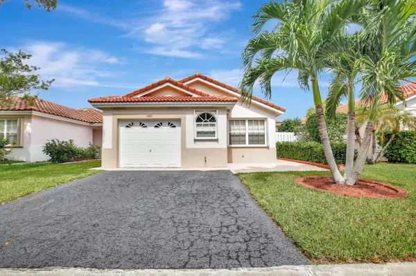 13421 NW 5th CT, Plantation, FL 33325