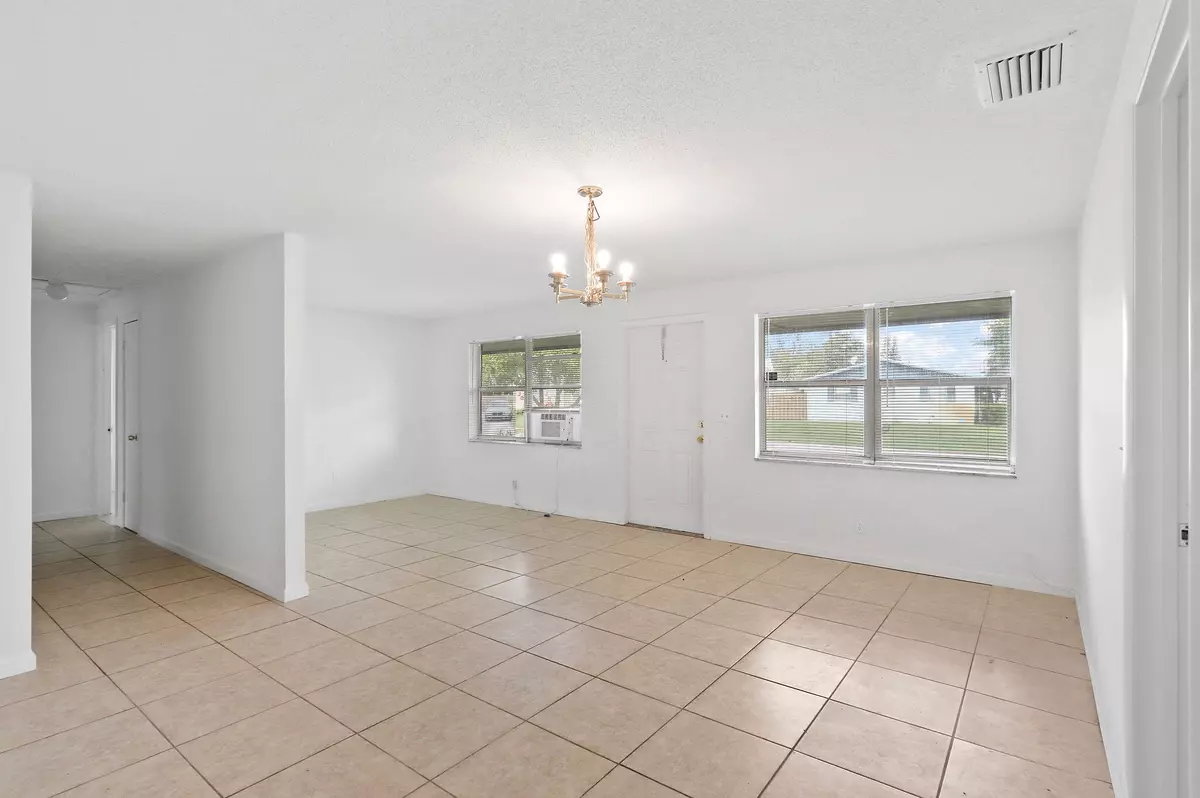 West Palm Beach, FL 33407,4824 N Bimini CIR