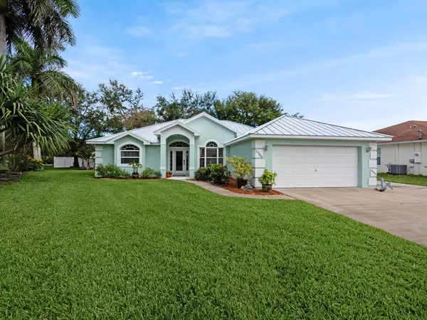5596 SE Sailfish WAY,  Stuart,  FL 34997