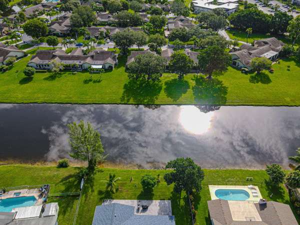 Royal Palm Beach, FL 33411,158 Ramblewood CIR